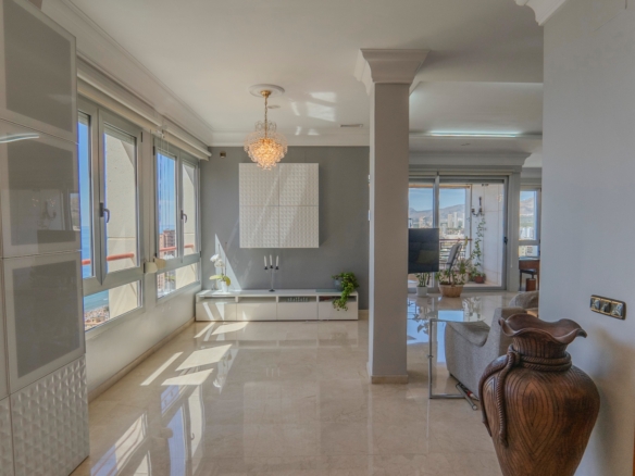 Apartment in Benidorm (Ref: DLF072)