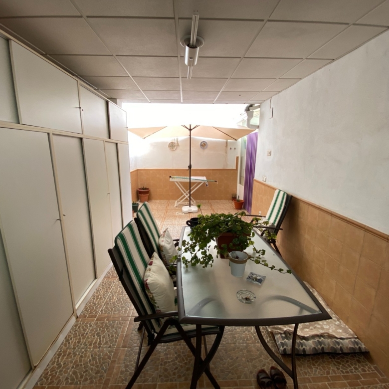 Townhouse in Sax (Ref: 23173)