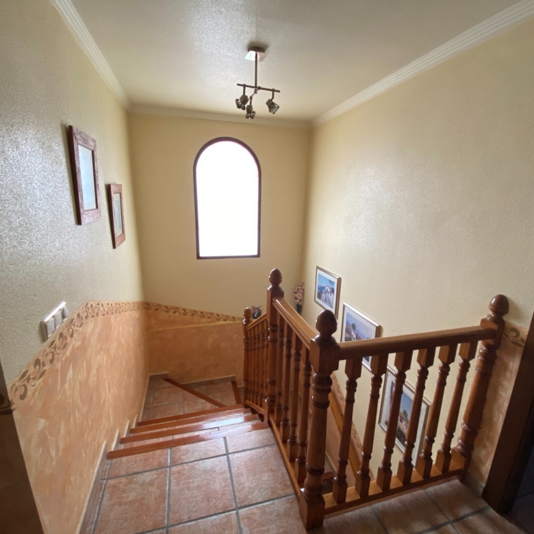 Townhouse in Sax (Ref: 23173)