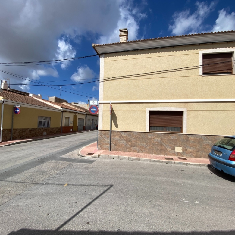 Townhouse in Sax (Ref: 23173)