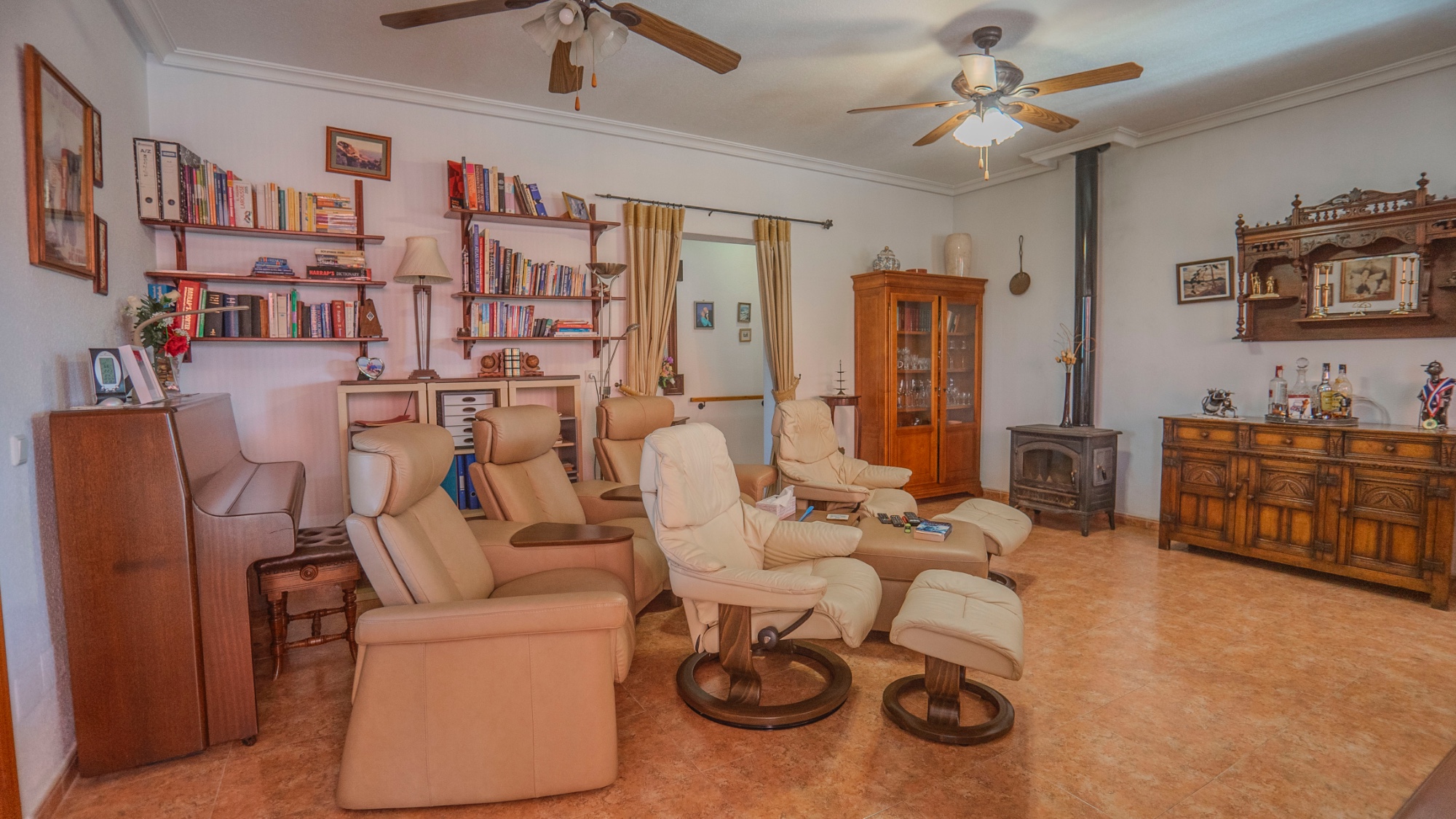 Country Property in Orihuela (Ref: DLF084)