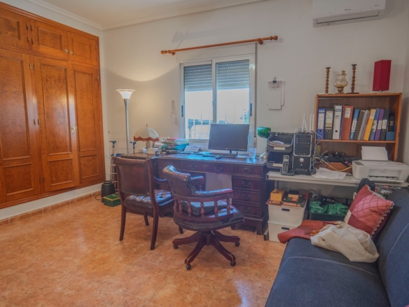 Country Property in Orihuela (Ref: DLF084)