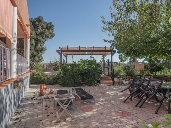 Country Property in Orihuela (Ref: DLF084)