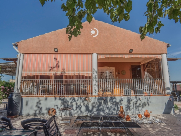 Country Property in Orihuela (Ref: DLF084)