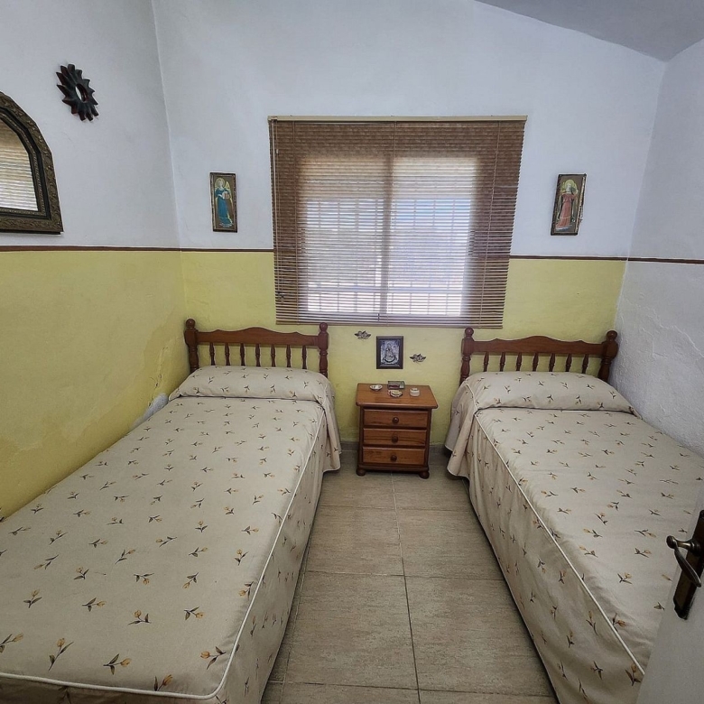 Finca/Rustic Property in Villena (Ref: 5020)