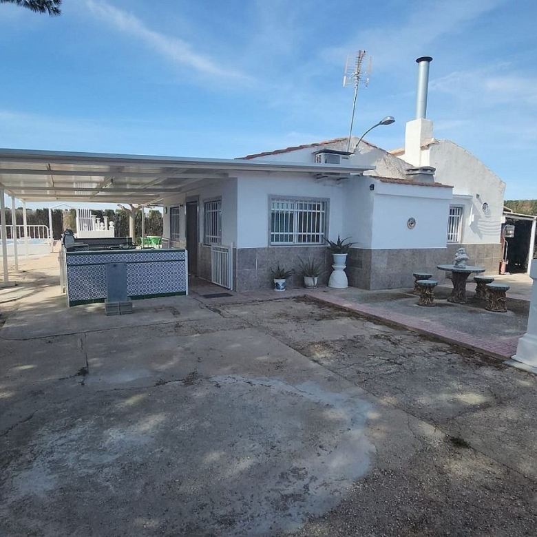 Finca/Rustic Property in Villena (Ref: 5020)