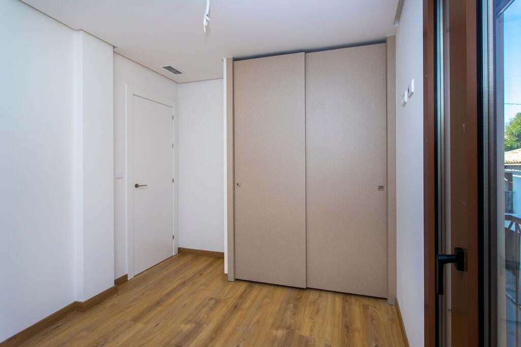Apartment in Hondón de las Nieves (Ref: AM-CASAPEREA)