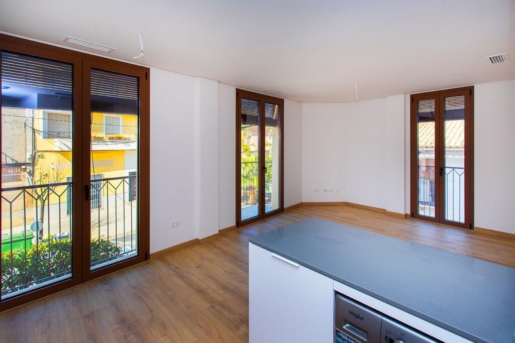 Apartment in Hondón de las Nieves (Ref: AM-CASAPEREA)