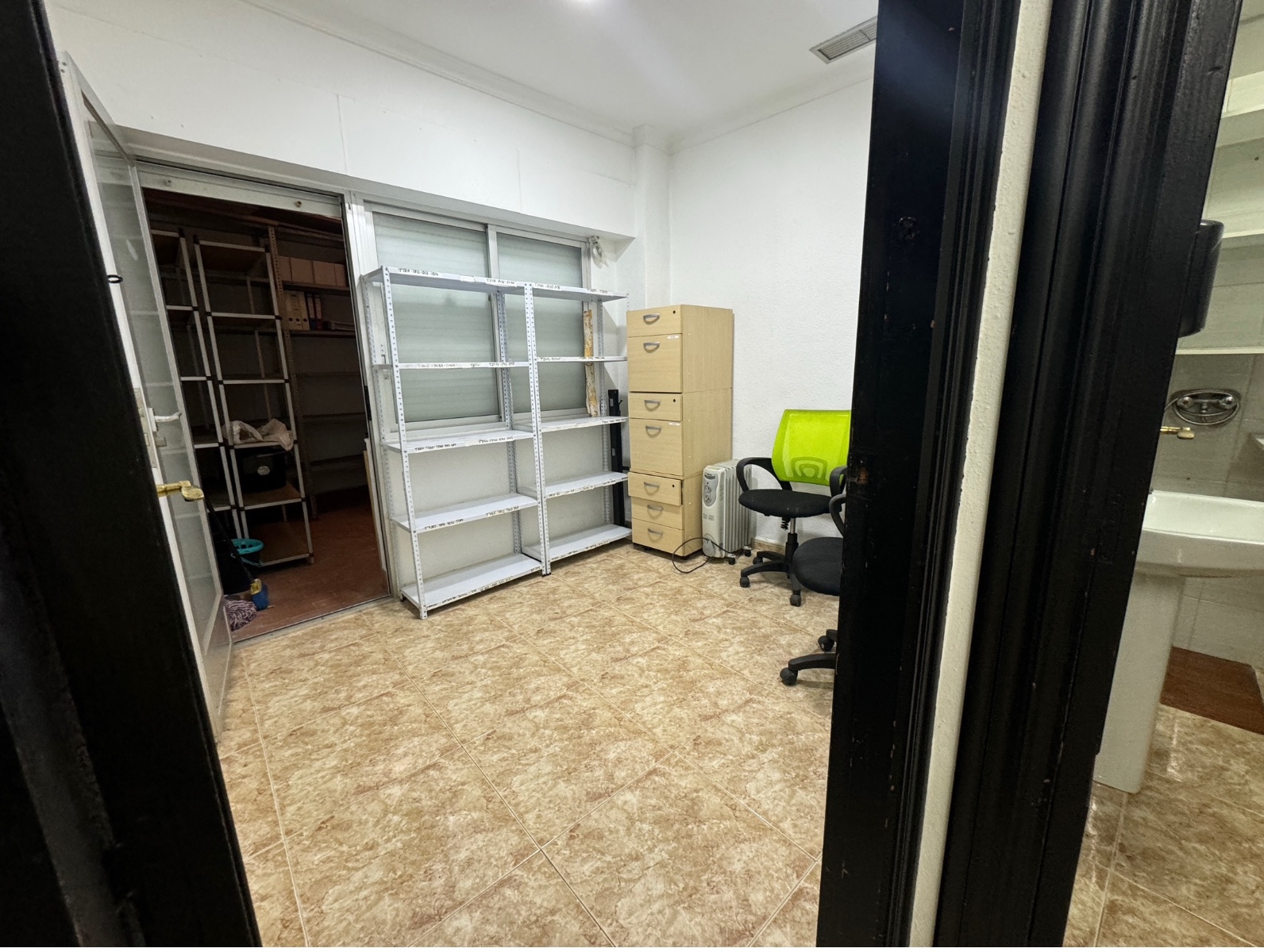 Commercial in Guardamar del Segura (Ref: DLF095)