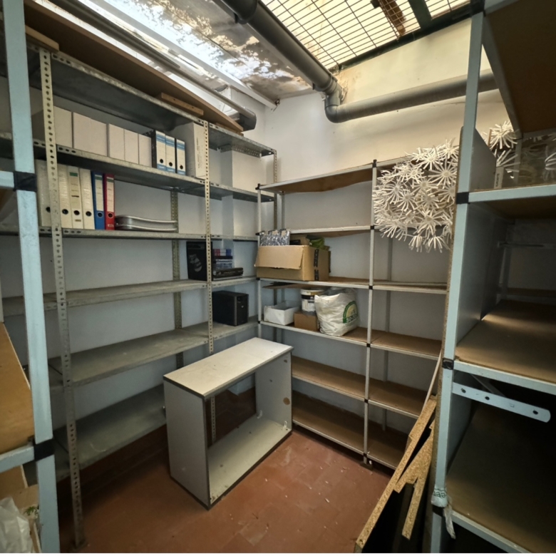 Commercial in Guardamar del Segura (Ref: DLF095)