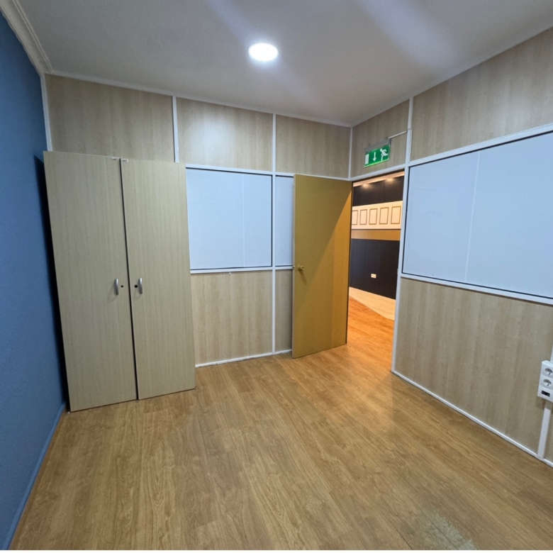Commercial in Guardamar del Segura (Ref: DLF095)