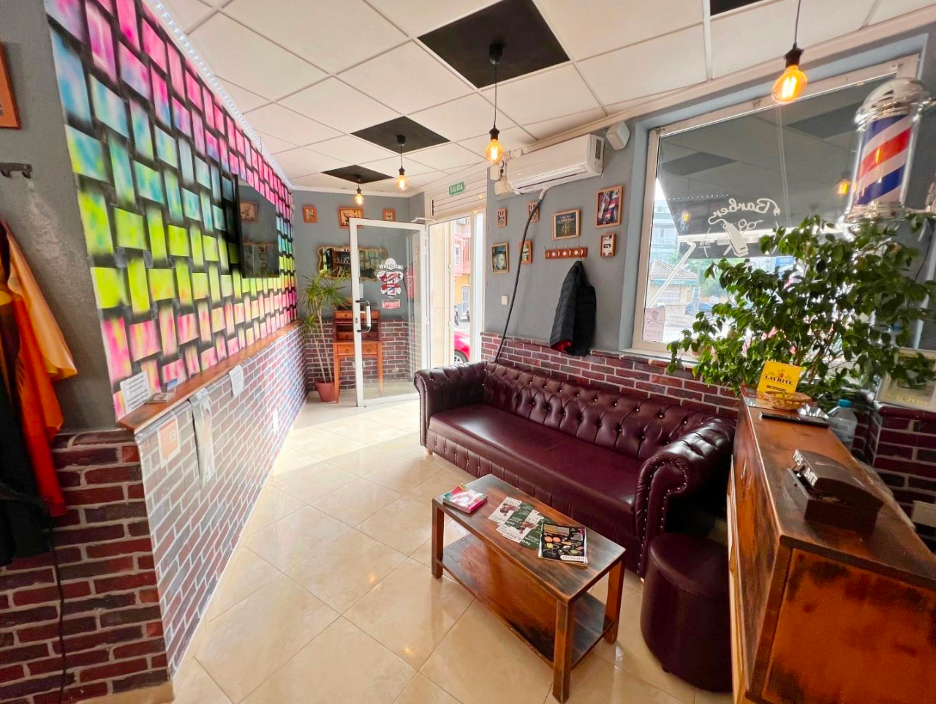 Commercial in Guardamar del Segura (Ref: DLF096)
