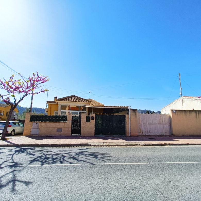 Villa in Hondón de los Frailes (Ref: AM-HFDFIN)