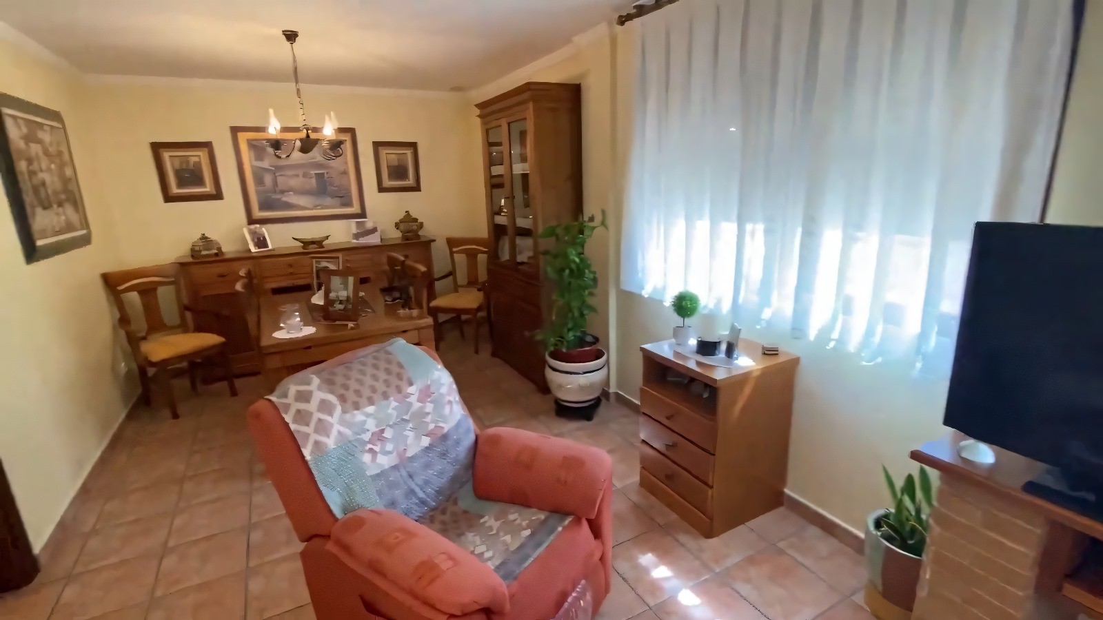 Townhouse in Sax (Ref: 23173)