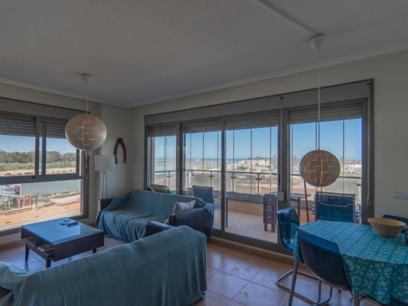 Apartment in Guardamar del Segura (Ref: DLF106)