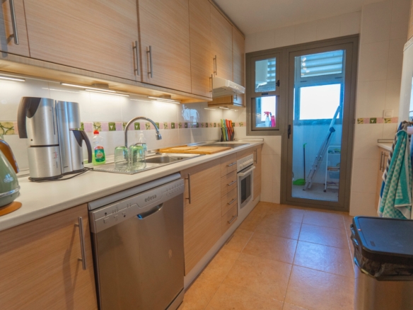 Apartment in Guardamar del Segura (Ref: DLF106)