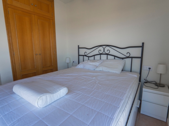 Apartment in Guardamar del Segura (Ref: DLF106)