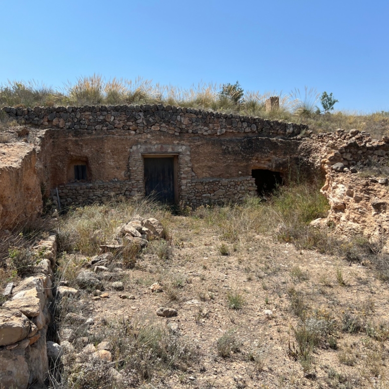 Plot in Barbarroja (Ref: AM-PARCMJCU)