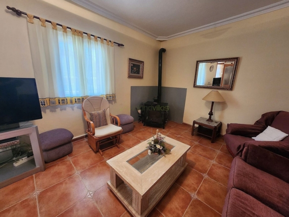 Villa in Villena (Ref: 5025 13766)