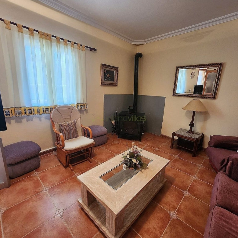 Villa in Villena (Ref: 5025 13766)