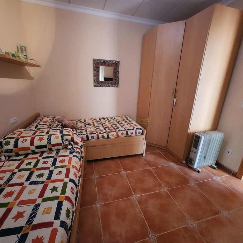 Villa in Villena (Ref: 5025 13766)