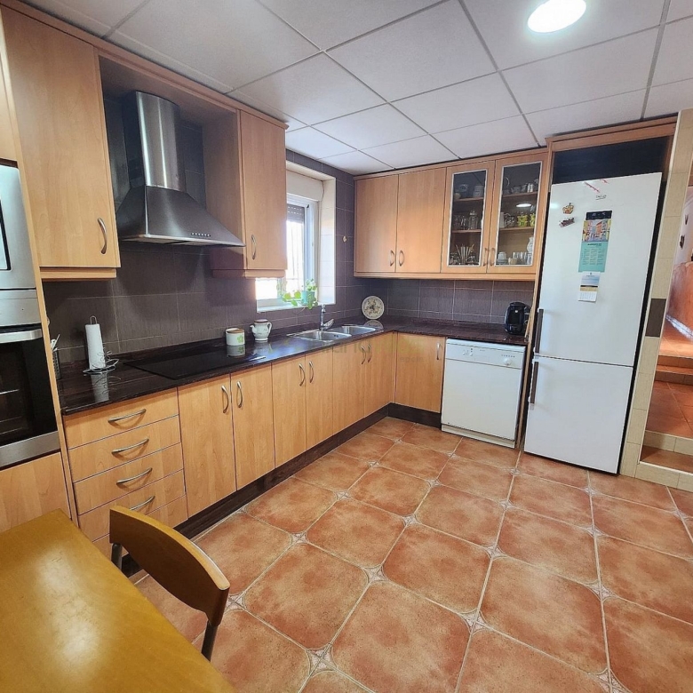 Villa in Villena (Ref: 5025 13766)