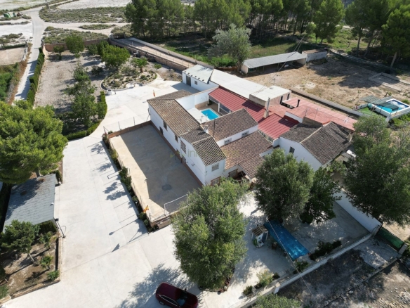 Villa in Villena (Ref: 5025 13766)