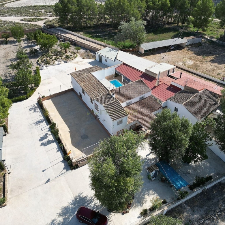 Villa in Villena (Ref: 5025 13766)