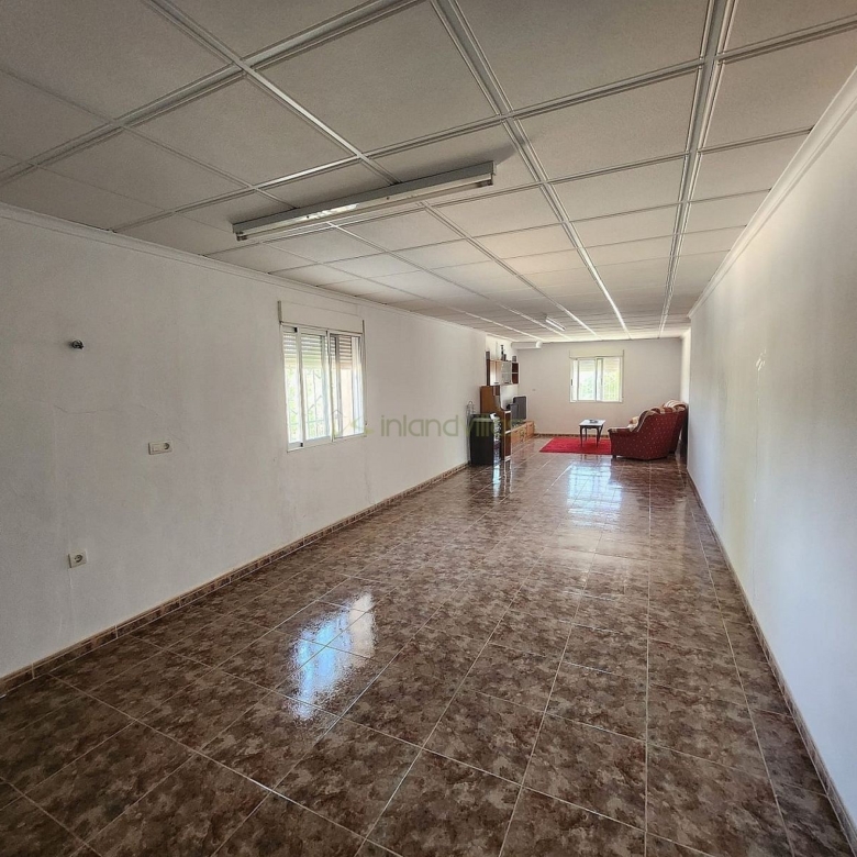 Villa in Villena (Ref: 5025 13766)