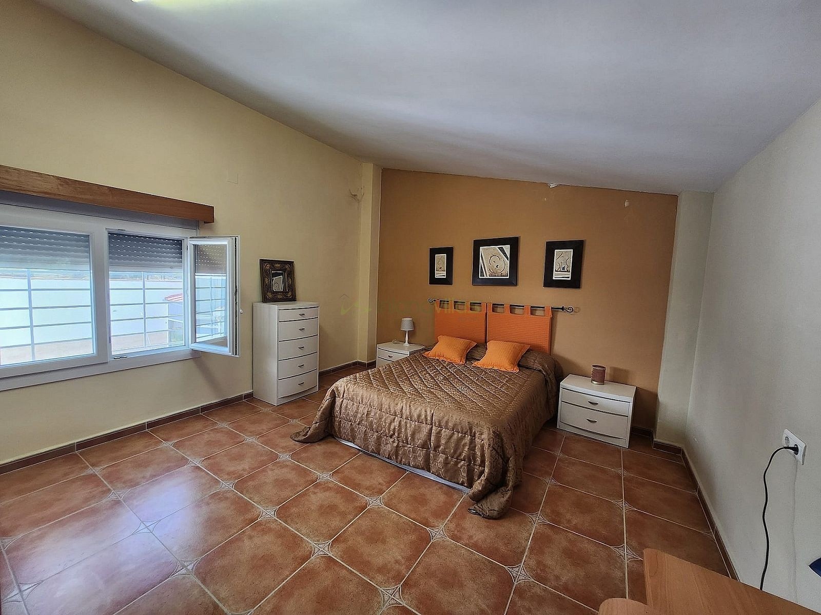 Villa in Villena (Ref: 5025 13766)