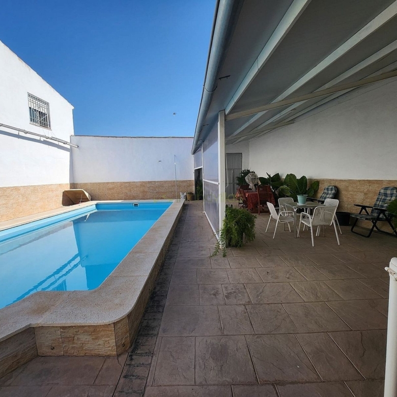 Villa in Villena (Ref: 5025 13766)
