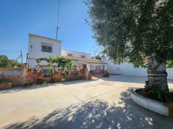 Villa in Villena (Ref: 5025 13766)