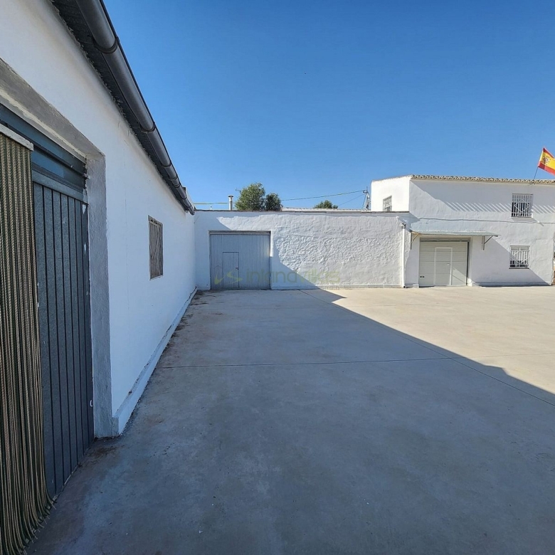 Villa in Villena (Ref: 5025 13766)