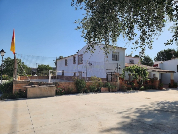 Villa in Villena (Ref: 5025 13766)