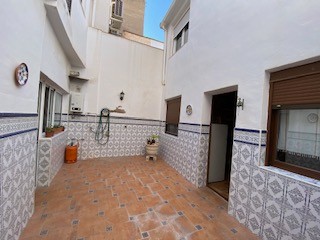 Townhouse in Sax (Ref: 23188)