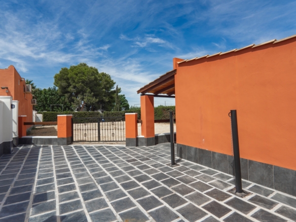 Detached Villa in Las Heredades (Ref: DLF115)