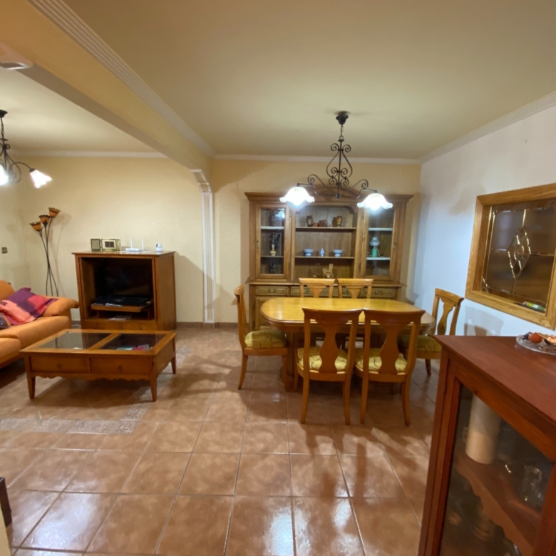 Townhouse in Sax (Ref: 23191)