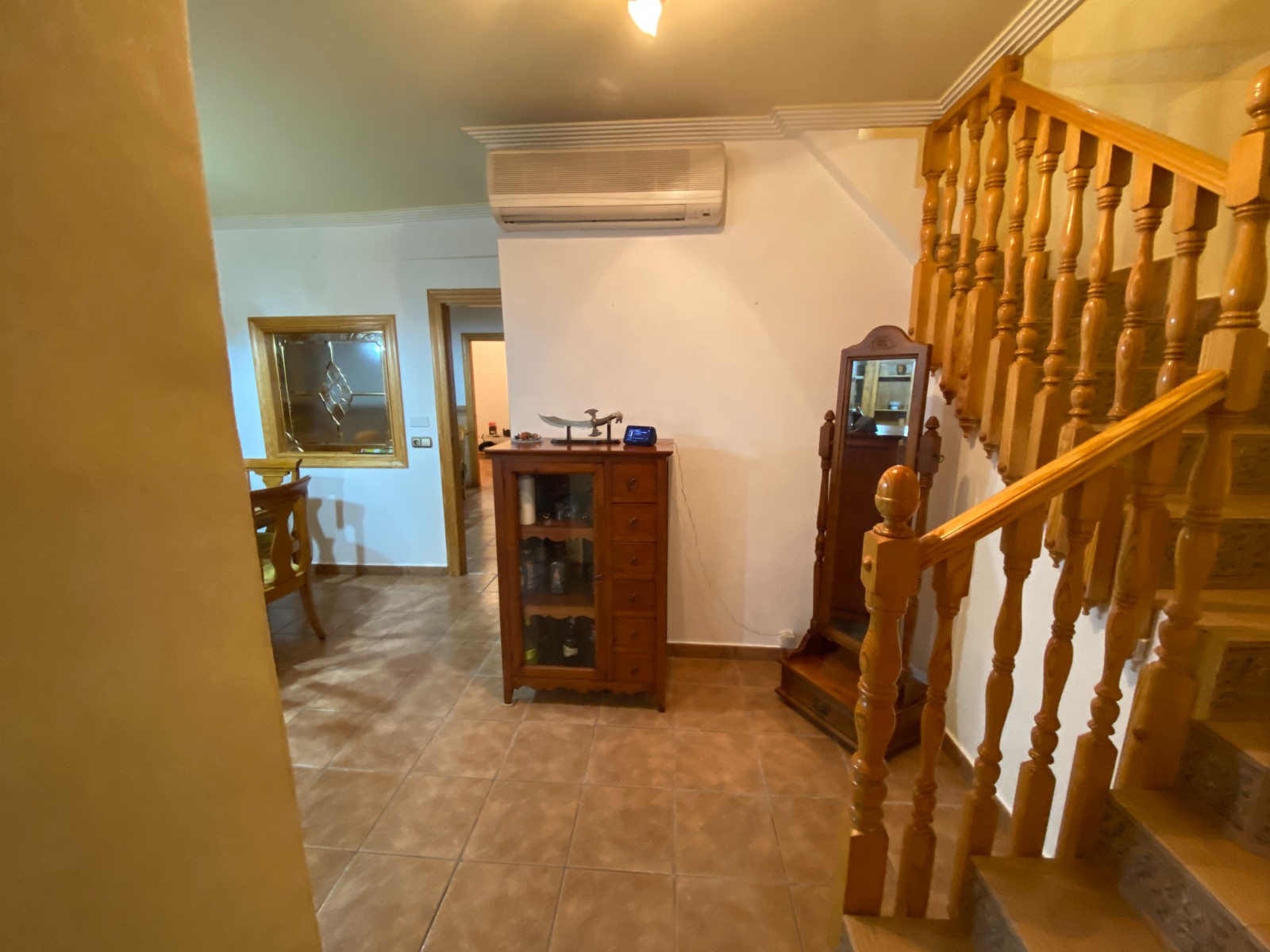 Townhouse in Sax (Ref: 23191)