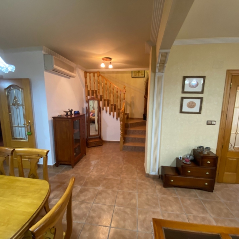 Townhouse in Sax (Ref: 23191)