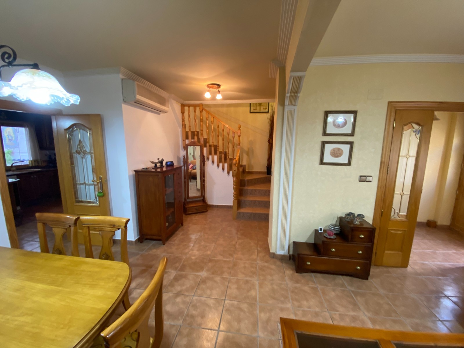 Townhouse in Sax (Ref: 23191)