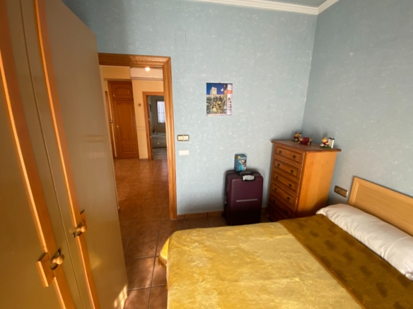 Townhouse in Sax (Ref: 23191)