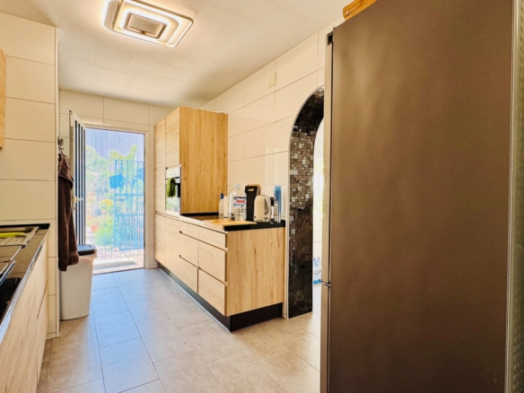 Villa in Aspe (Ref: 3200 DNV0581)
