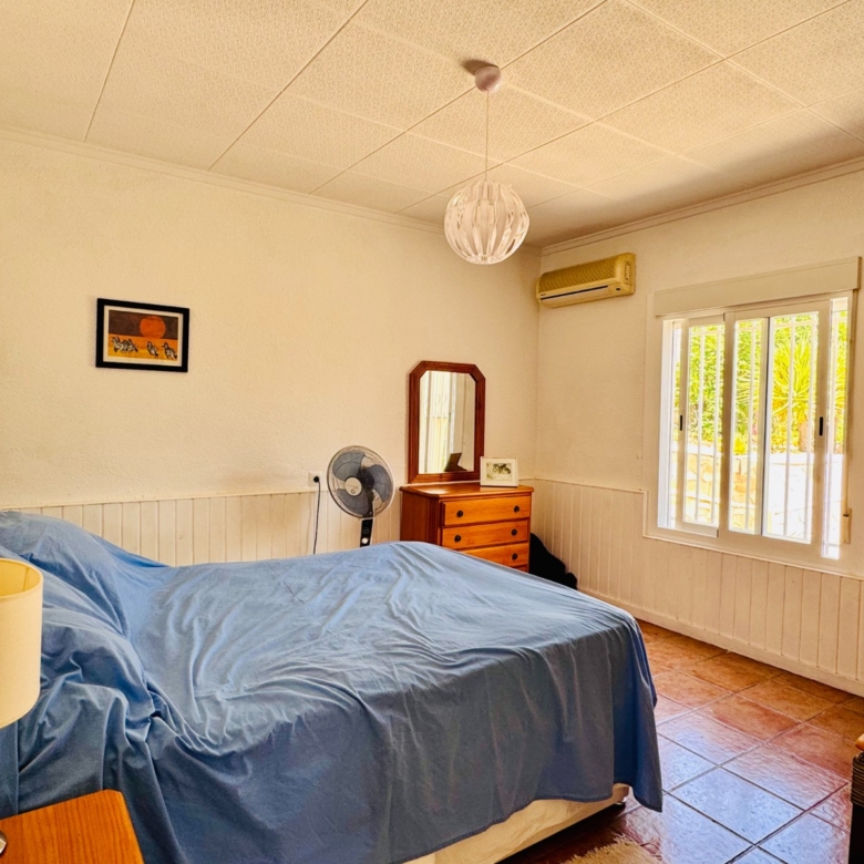 Villa in Aspe (Ref: 3200 DNV0581)