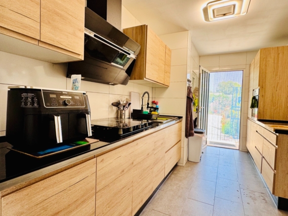 Villa in Aspe (Ref: 3200 DNV0581)