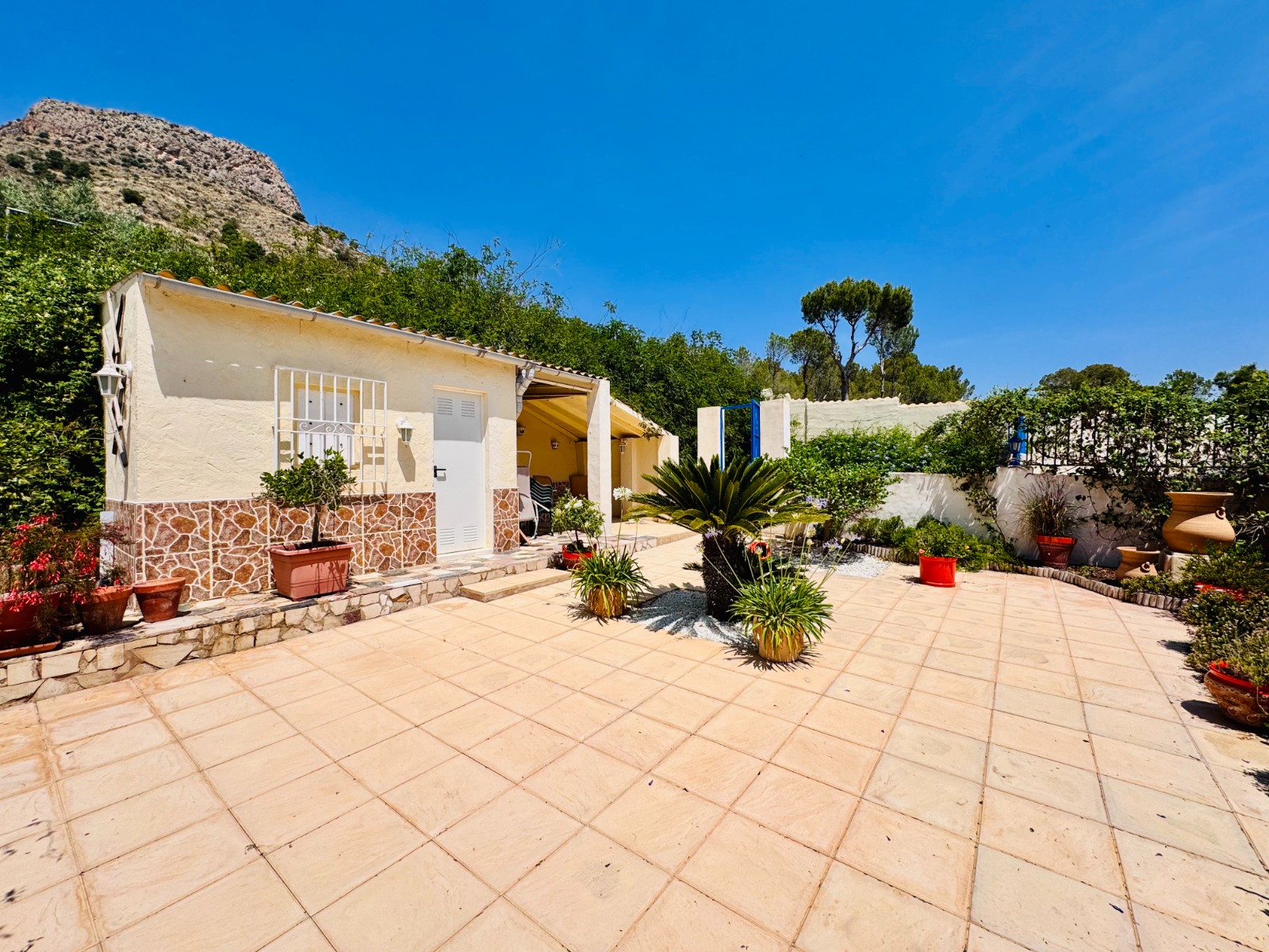 Villa in Aspe (Ref: 3200 DNV0581)