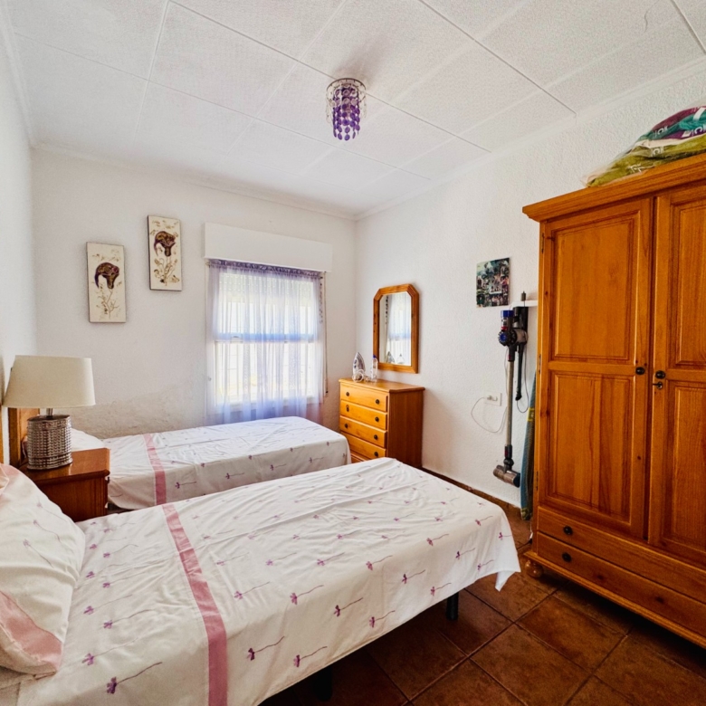 Villa in Aspe (Ref: 3200 DNV0581)