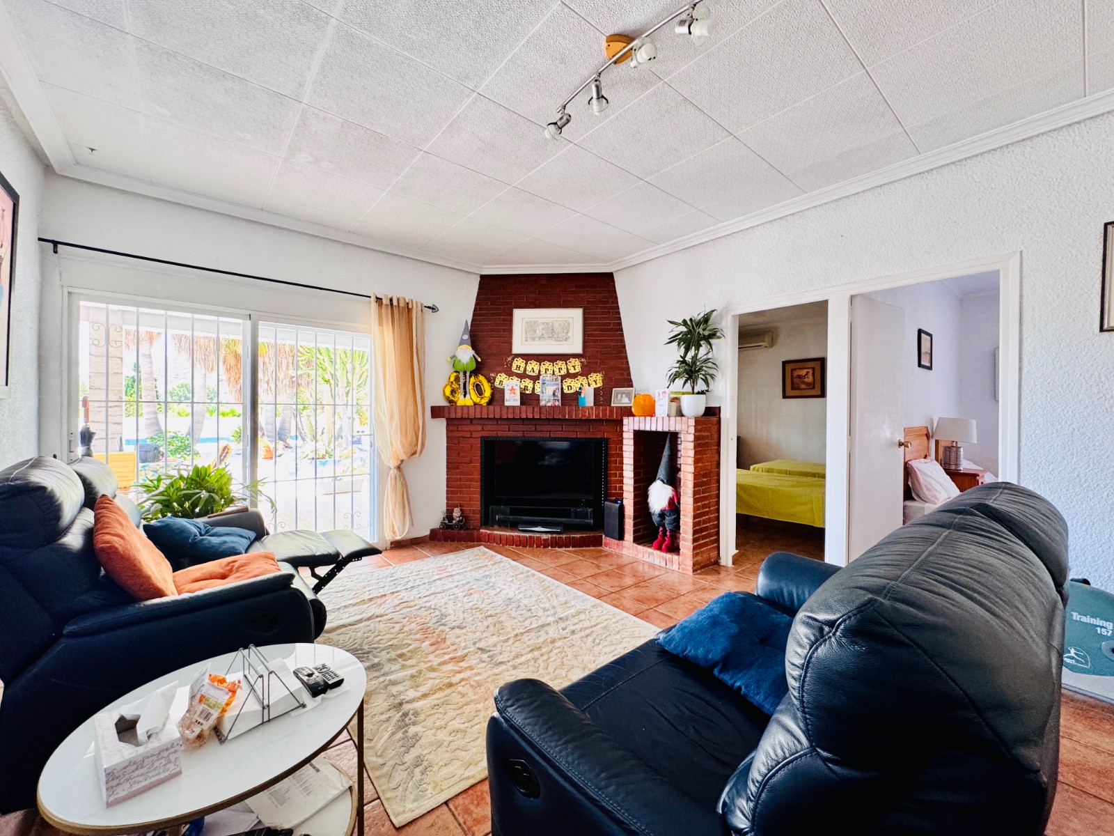 Villa in Aspe (Ref: 3200 DNV0581)