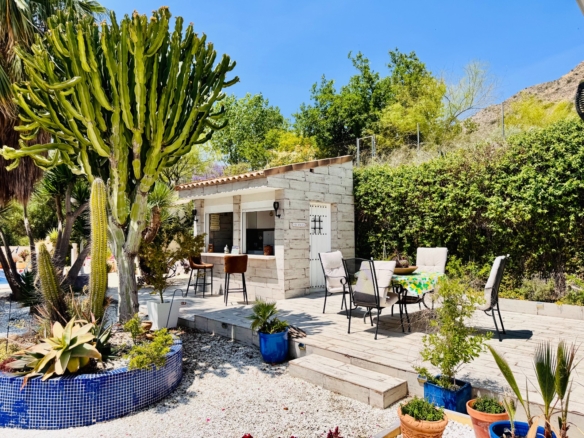 Villa in Aspe (Ref: 3200 DNV0581)