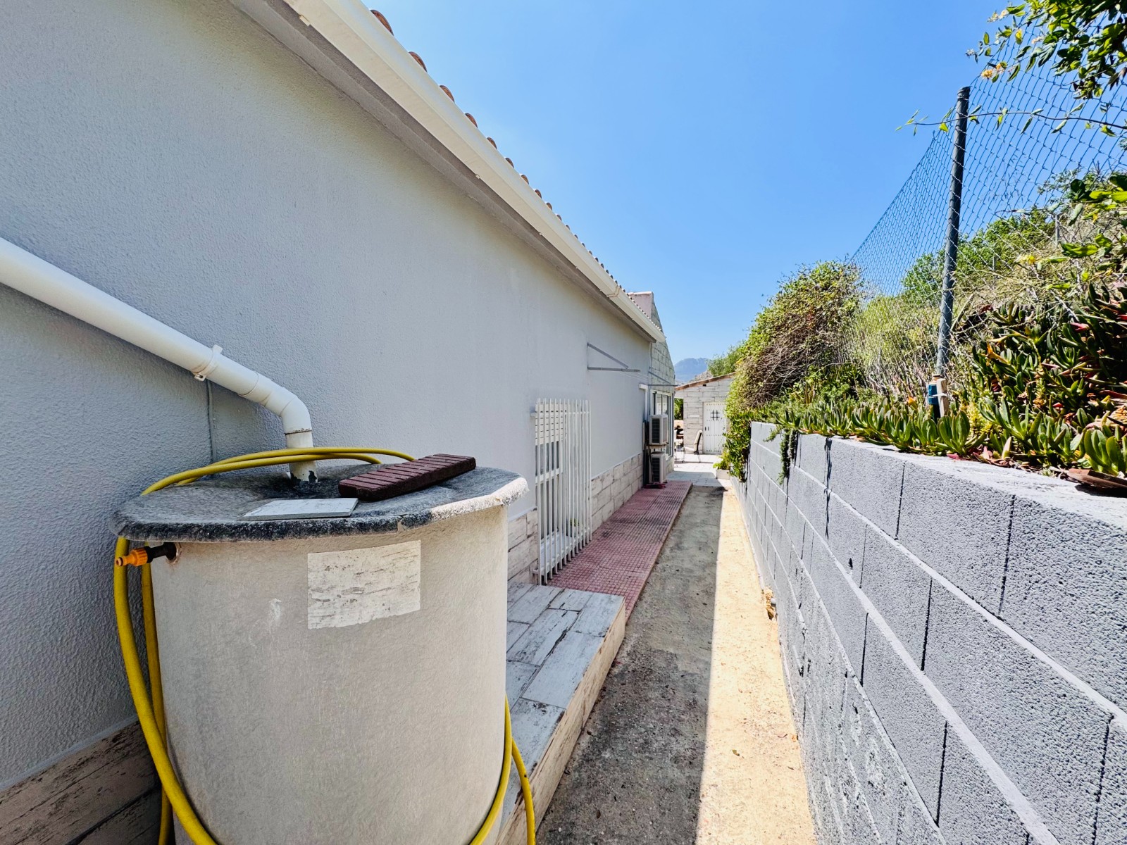 Villa in Aspe (Ref: 3200 DNV0581)