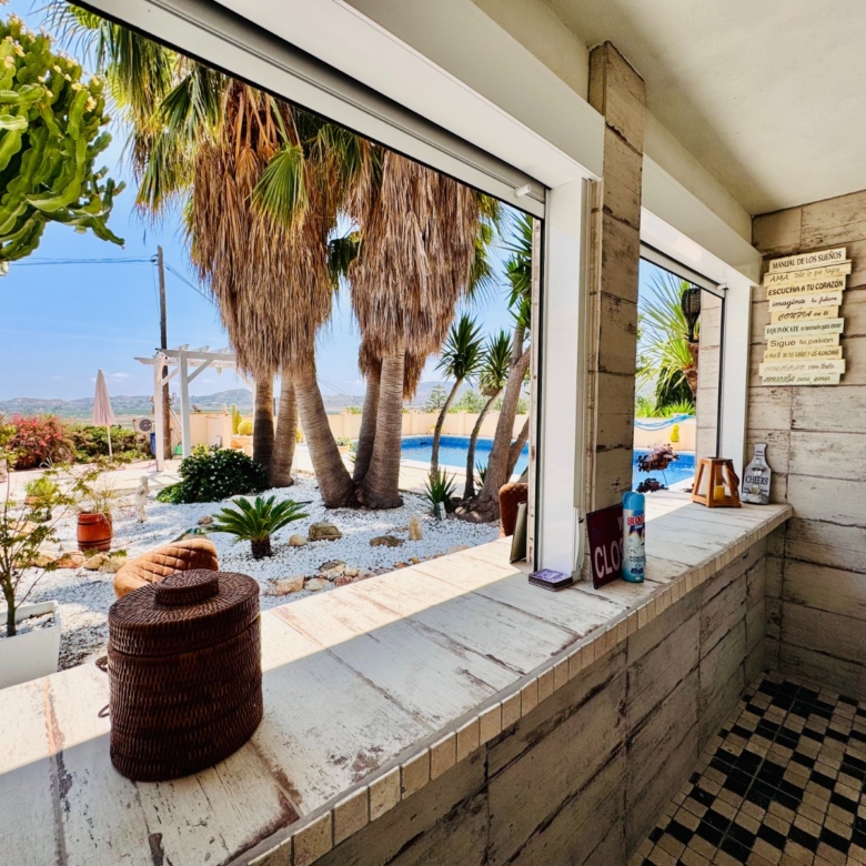 Villa in Aspe (Ref: 3200 DNV0581)